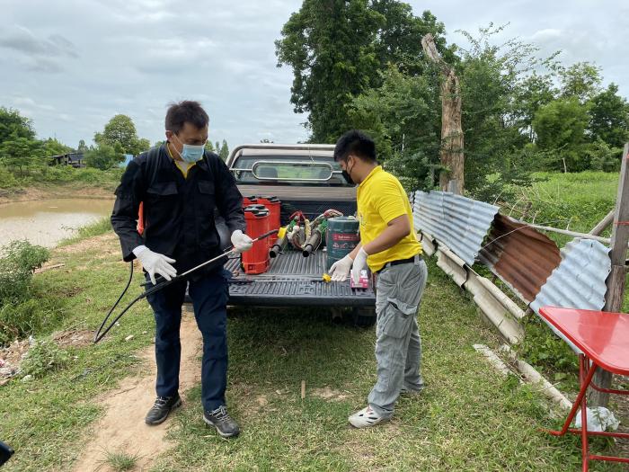 วันที่ 2 สิงหาคม 2564 เจ้าหน้าที่เทศบาลตำบลหนองบัวสะอาดได้ฉีดพ่นน้ำยาฆ่าเชื้อให้กับบ้านผู้ติดเชื้อโควิด 19 หมู่ที่ 8 และหมู่ที่ 3